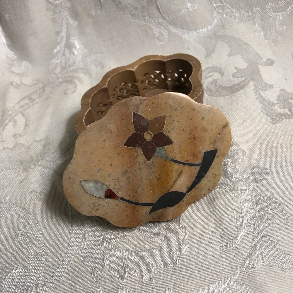 Vintage Fetco Soapstone Hand Carved Ring/ Trinket Box
